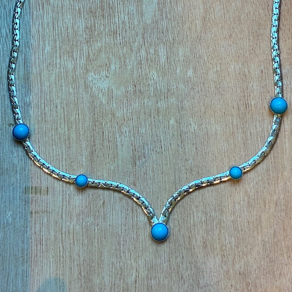 Vintage 1976 Sarah Coventry Summer Skies Necklace Faux Turquoise Silver Tone